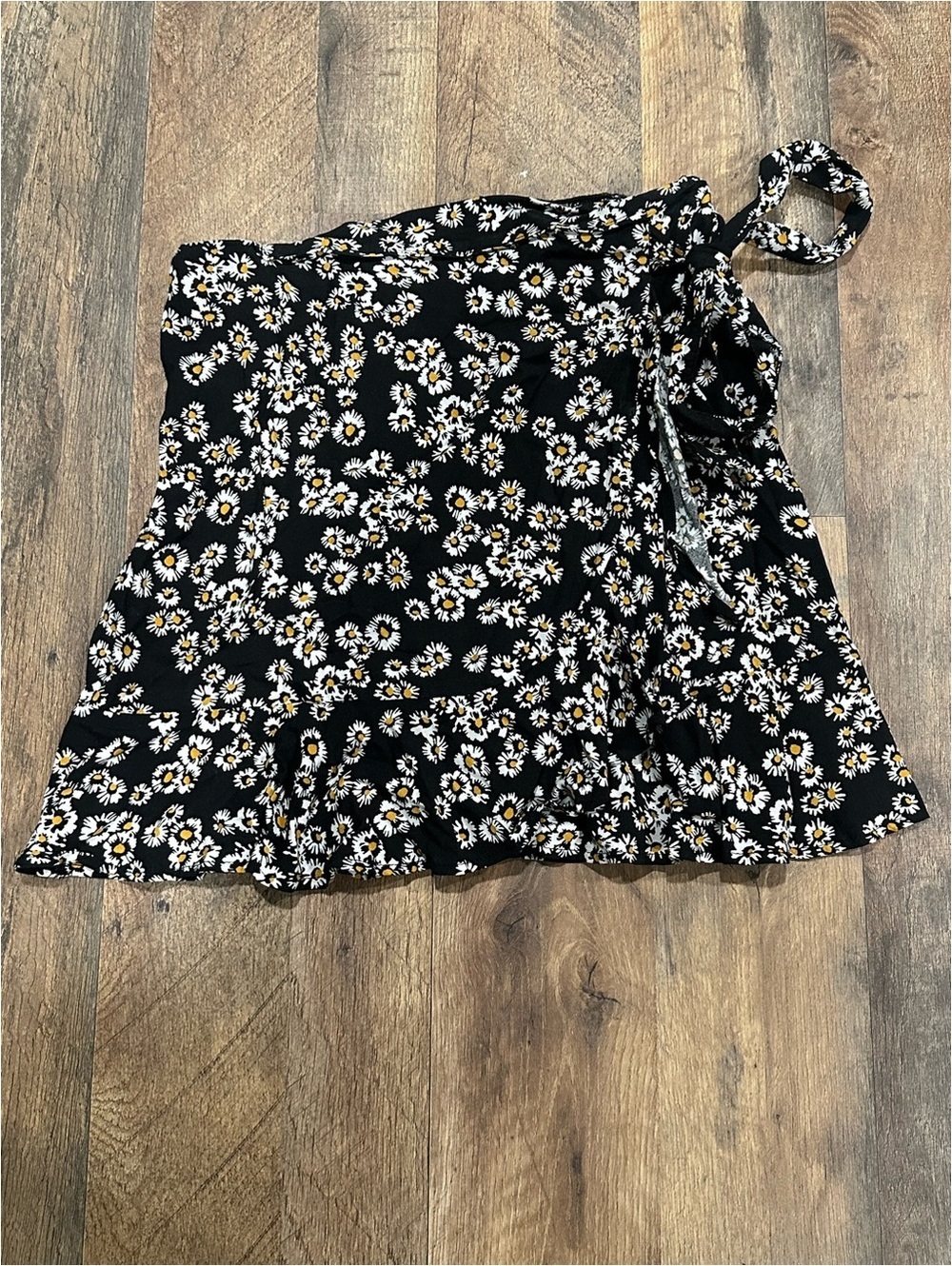 Joe Benbasset Black Daisy Print Wrap Mini Skirt